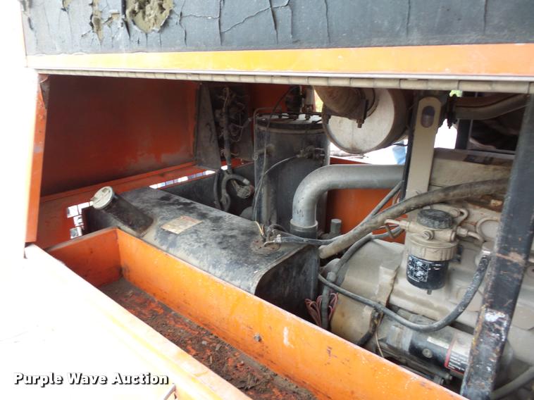 image for item L4392 Sullivan D185Q air compressor