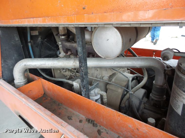 image for item L4392 Sullivan D185Q air compressor