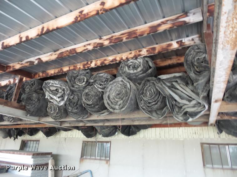 image for item L4393 Approximately 16 concrete blankets