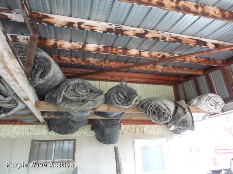 image for item L4393 Approximately 16 concrete blankets