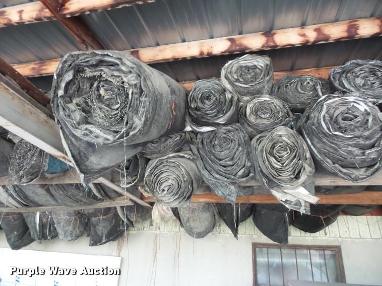 image for item L4394 Approximately 19 concrete blankets