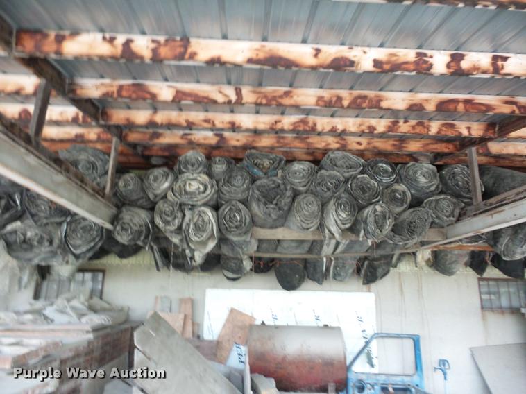 image for item L4395 Approximately 25 concrete blankets