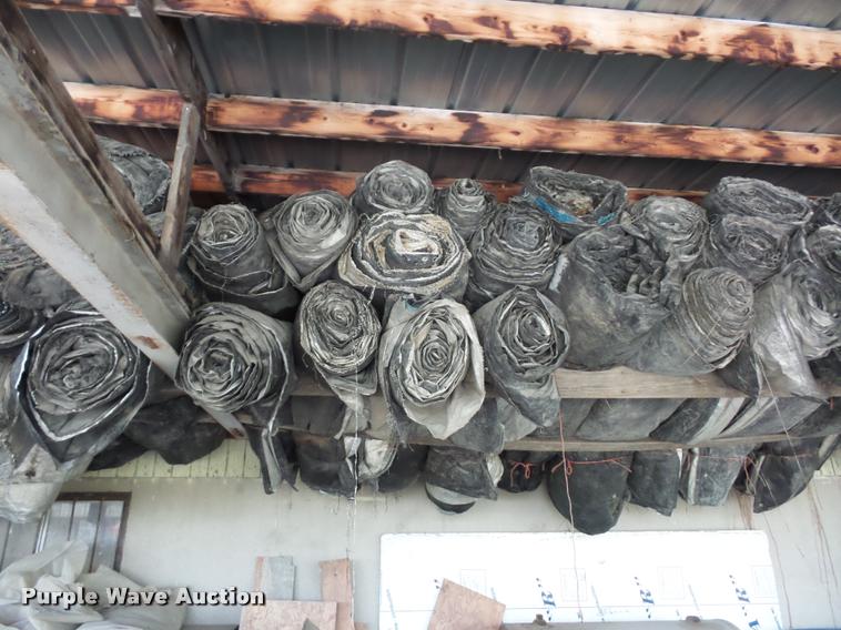 image for item L4395 Approximately 25 concrete blankets