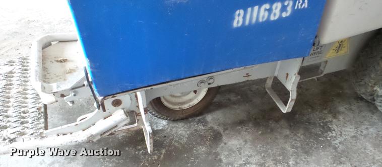 image for item L4407 Mud buggy