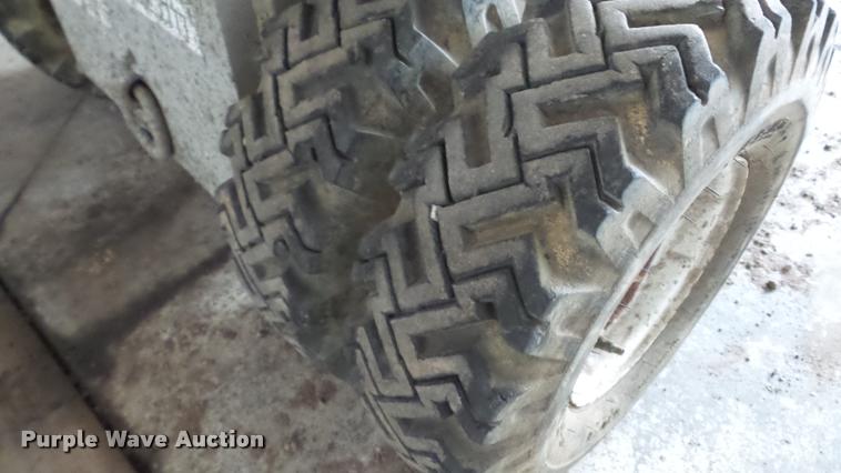 image for item L4407 Mud buggy