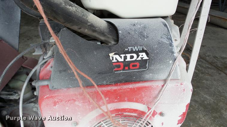 image for item L4409 MK concrete saw