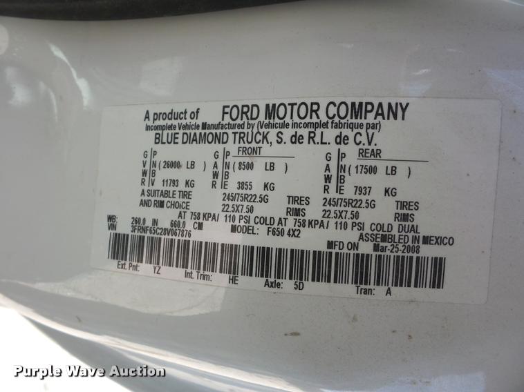 image for item L4413 2008 Ford F650 Super Duty box truck