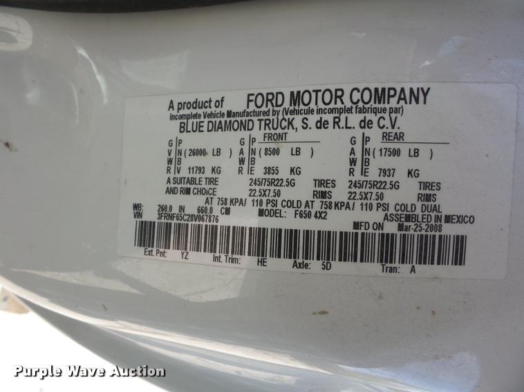 image for item L4413 2008 Ford F650 Super Duty box truck