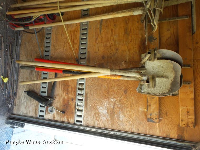 image for item L4413 2008 Ford F650 Super Duty box truck