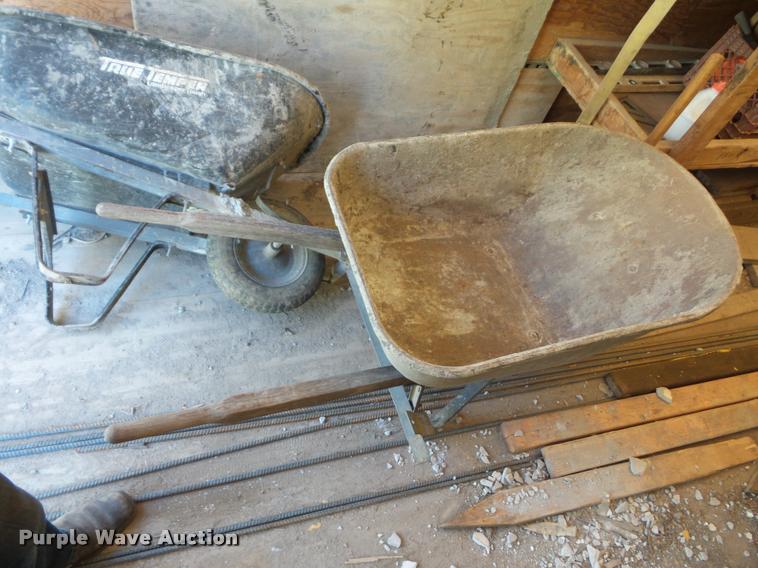 image for item L4413 2008 Ford F650 Super Duty box truck