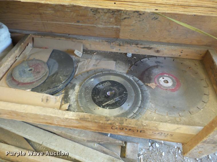 image for item L4413 2008 Ford F650 Super Duty box truck