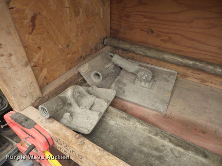 image for item L4413 2008 Ford F650 Super Duty box truck