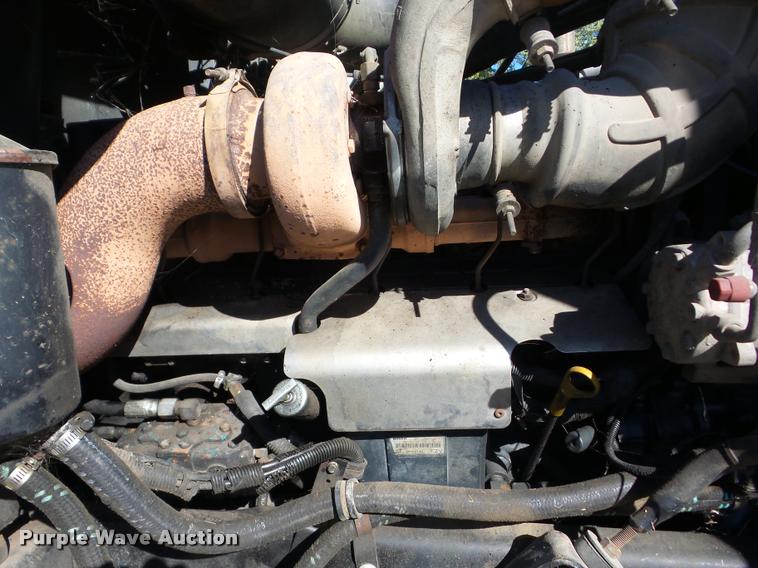 image for item AG9336 1999 Mack CH613 truck cab and chassis