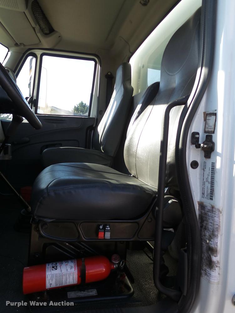 image for item BJ9311 2010 International DuraStar 4300 box truck