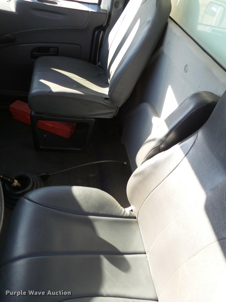 image for item BJ9311 2010 International DuraStar 4300 box truck