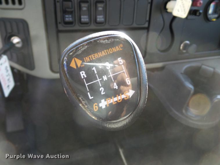 image for item BJ9311 2010 International DuraStar 4300 box truck