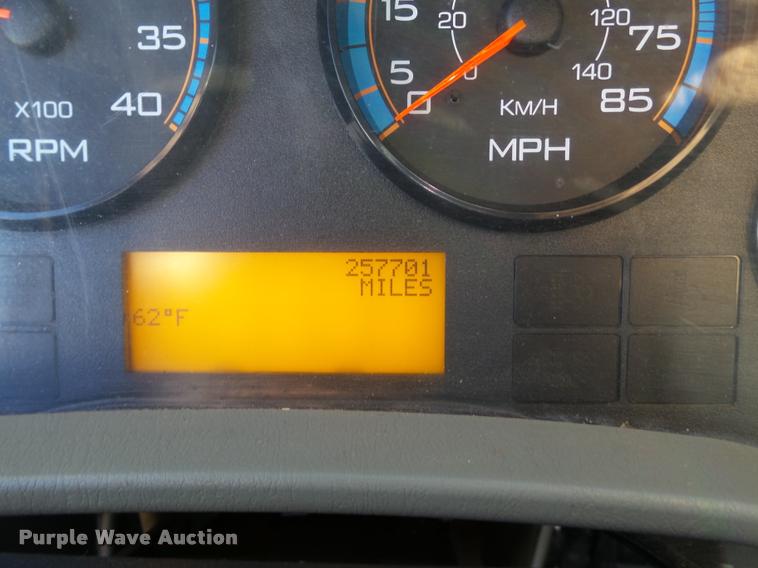 image for item BJ9311 2010 International DuraStar 4300 box truck