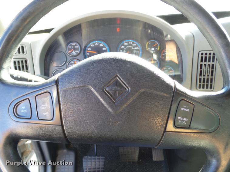 image for item BJ9311 2010 International DuraStar 4300 box truck