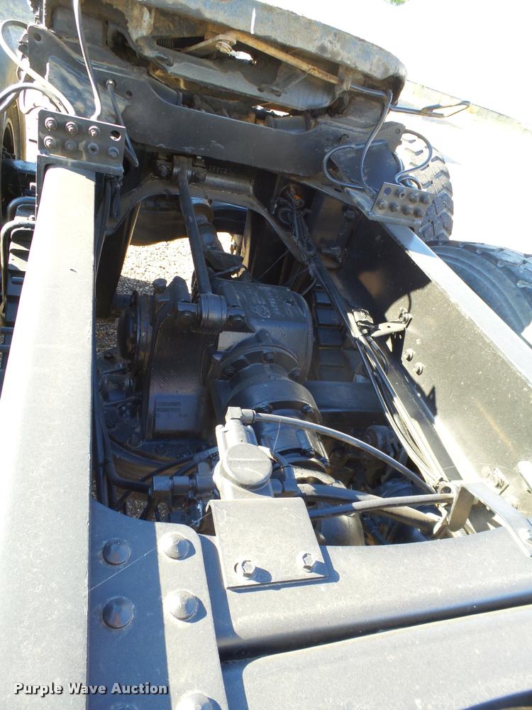 image for item BJ9312 2007 Mack CTP713 semi truck