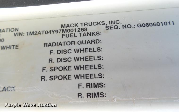 image for item BJ9312 2007 Mack CTP713 semi truck