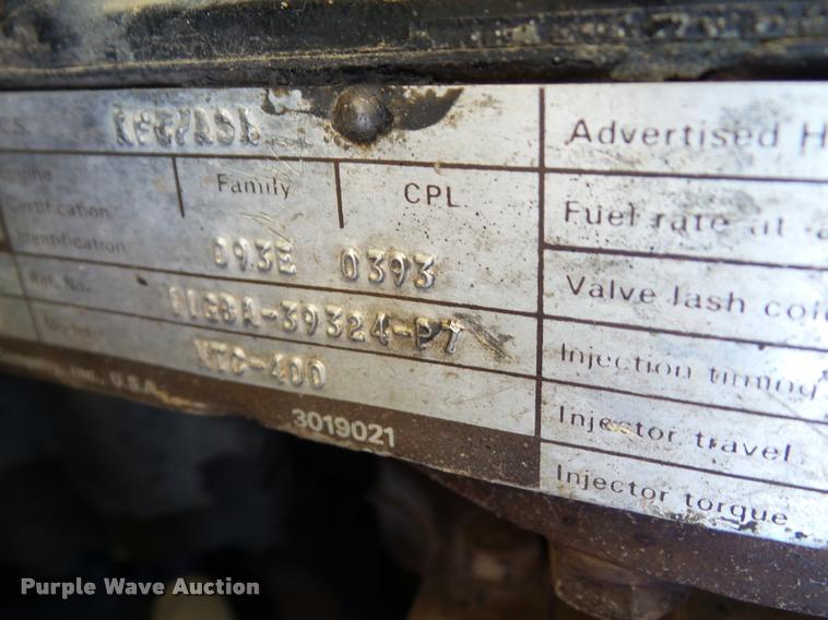 image for item BZ9906 1986 Freightliner semi truck