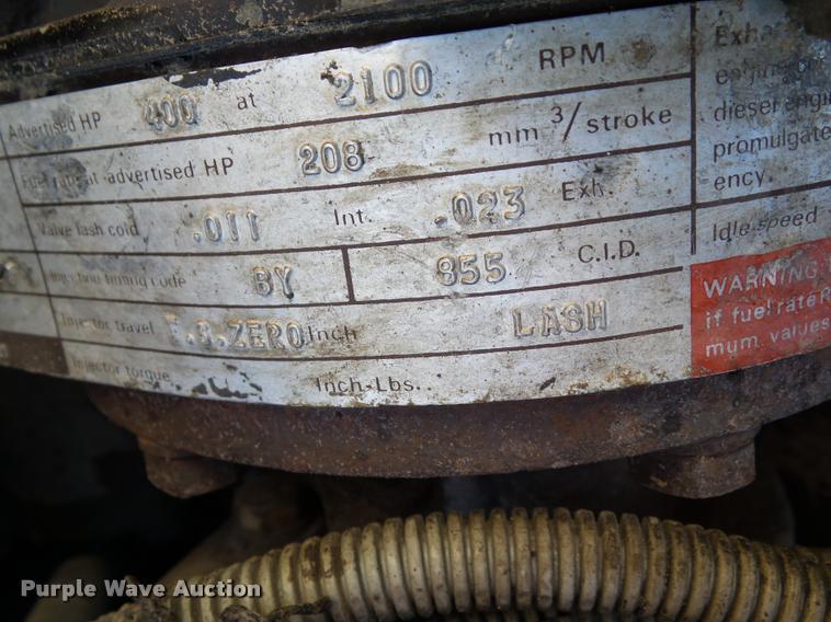 image for item BZ9906 1986 Freightliner semi truck