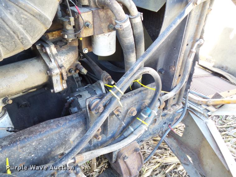 image for item BZ9906 1986 Freightliner semi truck