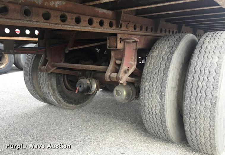 image for item F1429 1985 Brae dry van trailer