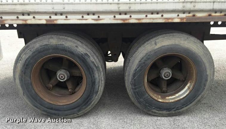 image for item F1429 1985 Brae dry van trailer