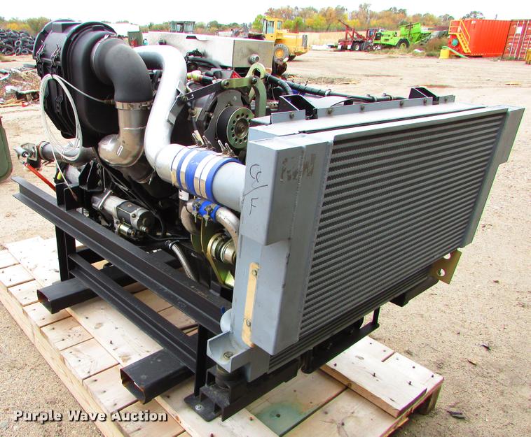 image for item J1620 Cummins QSB6.7 six cylinder diesel engine