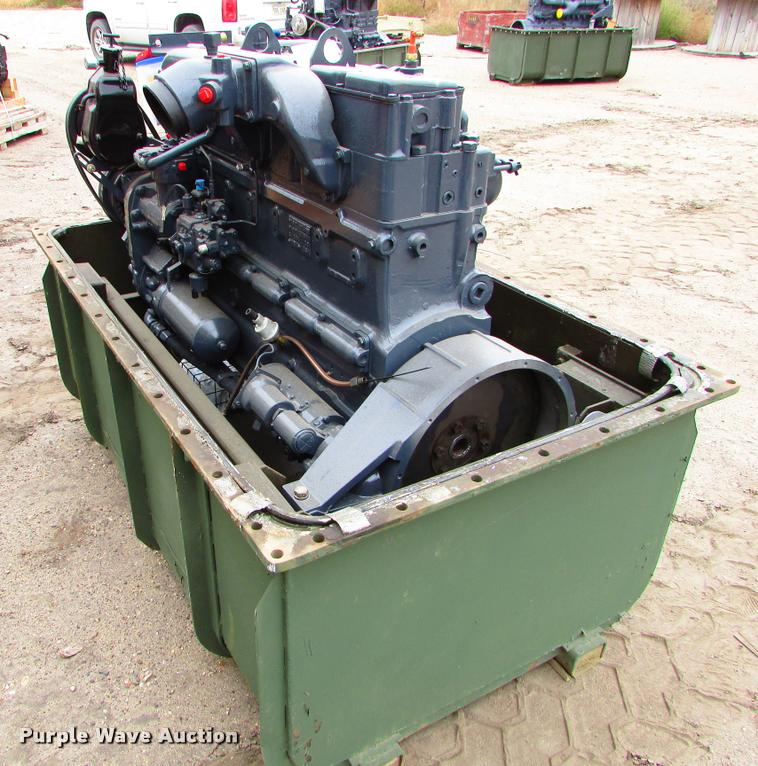 image for item J1621 Cummins NHC-250 six cylinder diesel engine