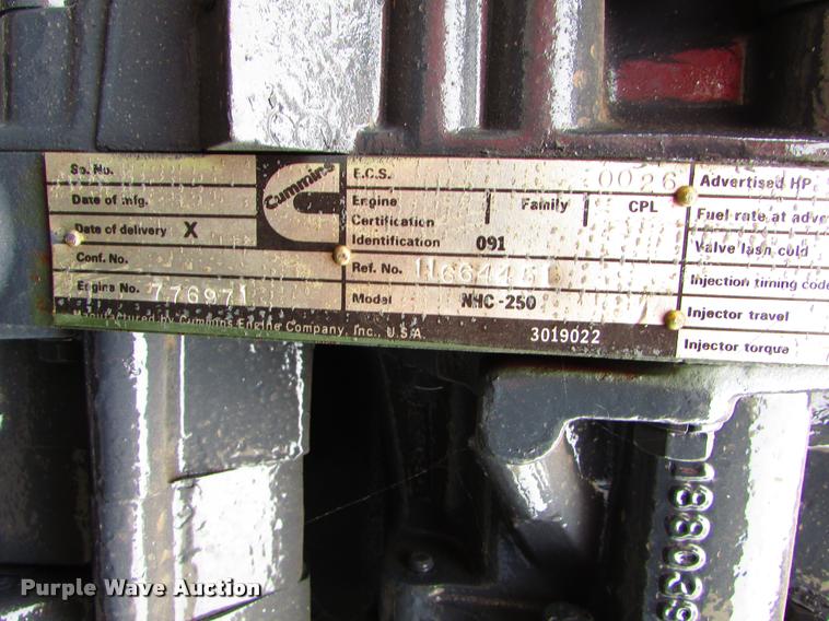 image for item J1621 Cummins NHC-250 six cylinder diesel engine