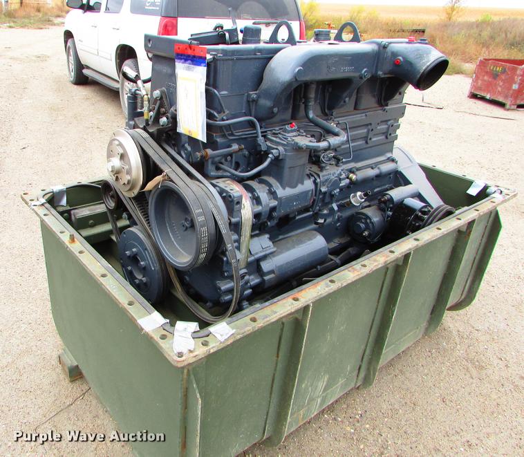image for item J1622 Cummins NHC-250 six cylinder diesel engine