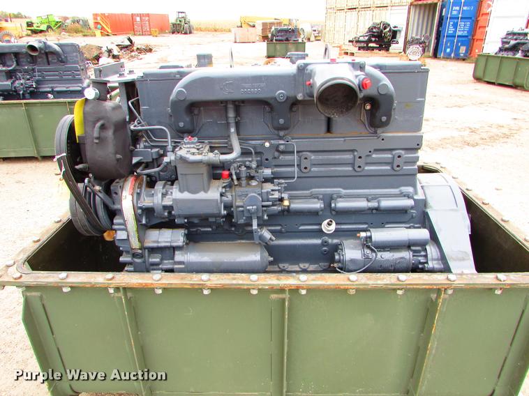 image for item J1623 Cummins NHC-250 six cylinder diesel engine