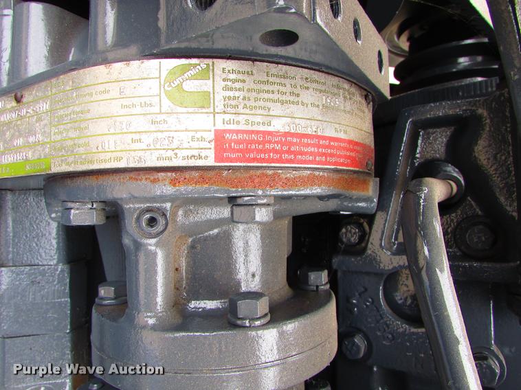 image for item J1624 Cummins NHC-250 six cylinder diesel engine