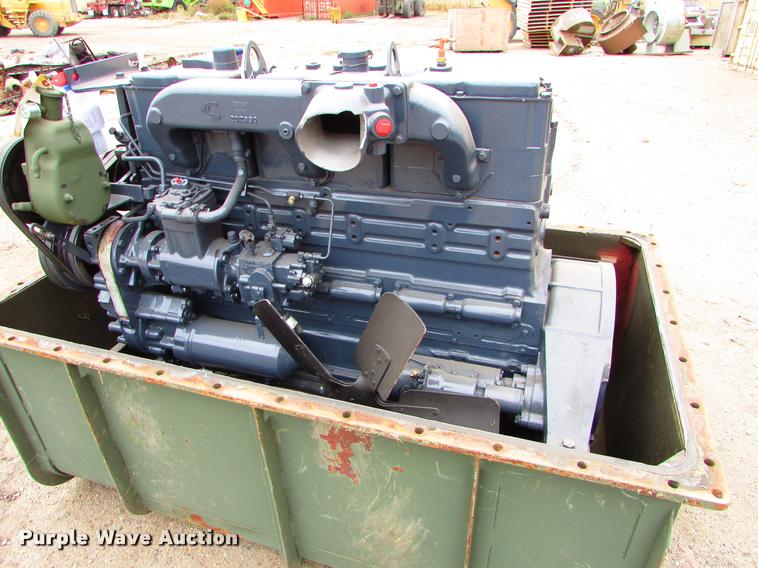 image for item J1625 Cummins six cylinder diesel engine