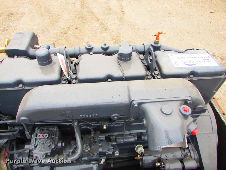 image for item J1625 Cummins six cylinder diesel engine