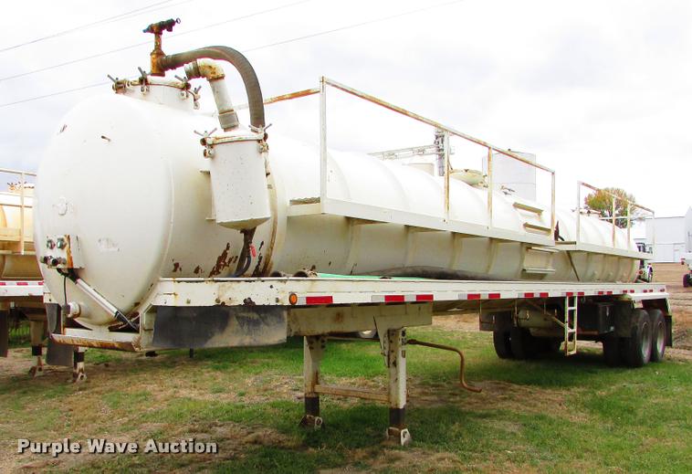 image for item J1626 2012 Western VT130 vacuum tank trailer