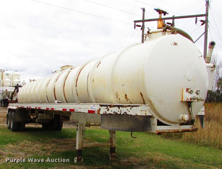 image for item J1626 2012 Western VT130 vacuum tank trailer