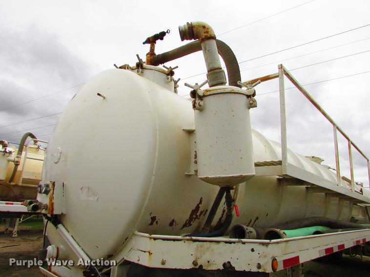 image for item J1626 2012 Western VT130 vacuum tank trailer