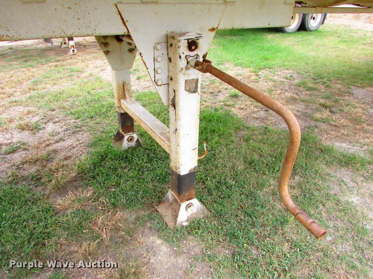 image for item J1626 2012 Western VT130 vacuum tank trailer