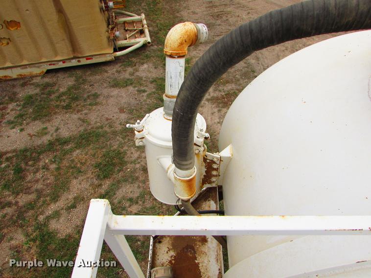 image for item J1626 2012 Western VT130 vacuum tank trailer