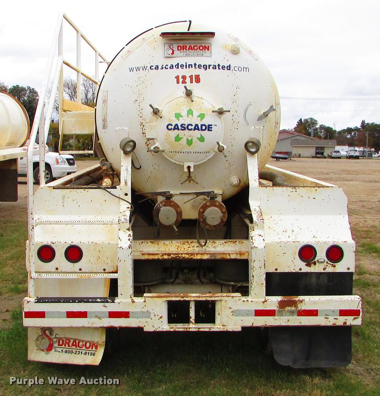 image for item J1627 2012 Dragon 130B vacuum tank trailer