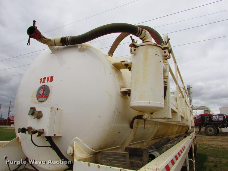 image for item J1627 2012 Dragon 130B vacuum tank trailer