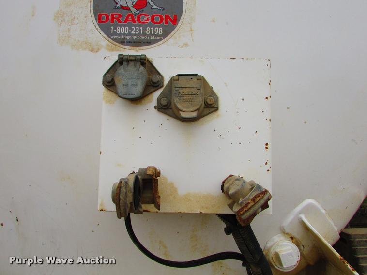 image for item J1627 2012 Dragon 130B vacuum tank trailer