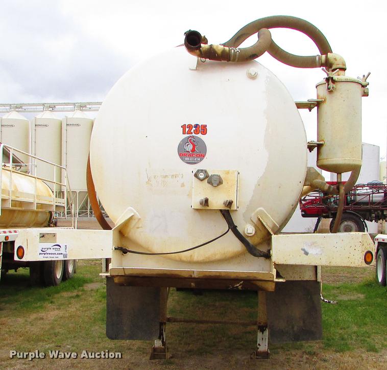 image for item J1628 2012 Dragon 130BBL vacuum tank trailer