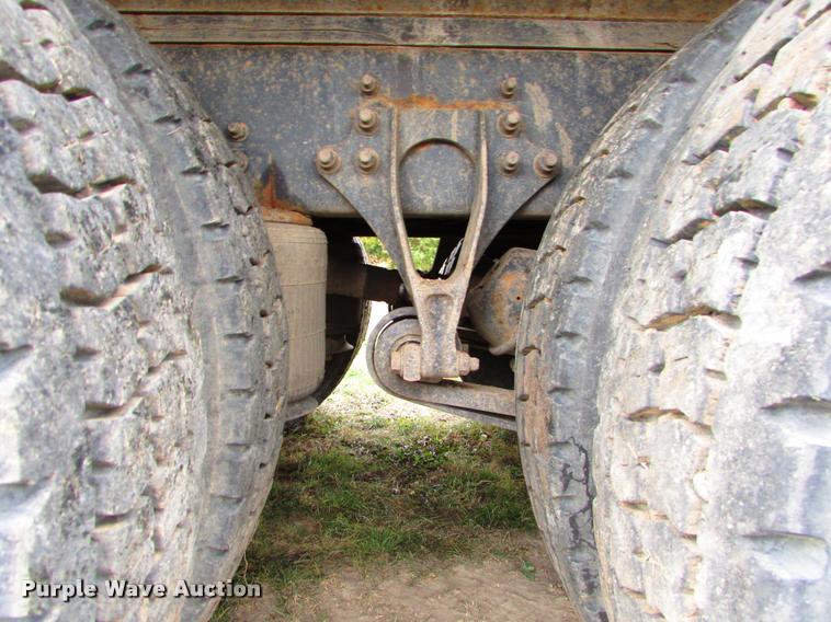 image for item J1630 2009 International 7500 box truck