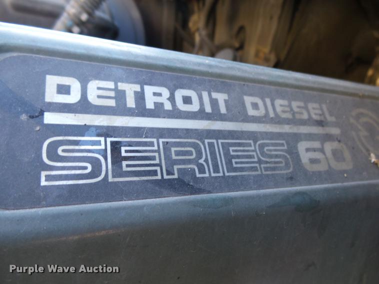 image for item K1073 2007 Freightliner Columbia semi truck