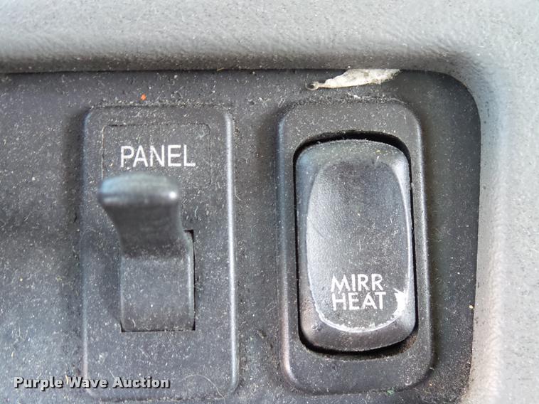 image for item K1073 2007 Freightliner Columbia semi truck