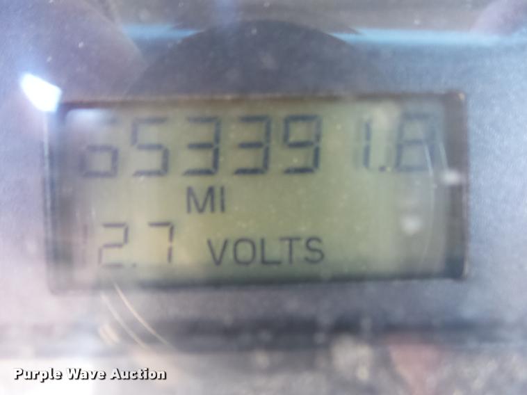 image for item K1073 2007 Freightliner Columbia semi truck